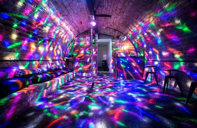 THE ULTIMATE HOLIDAY HOME!