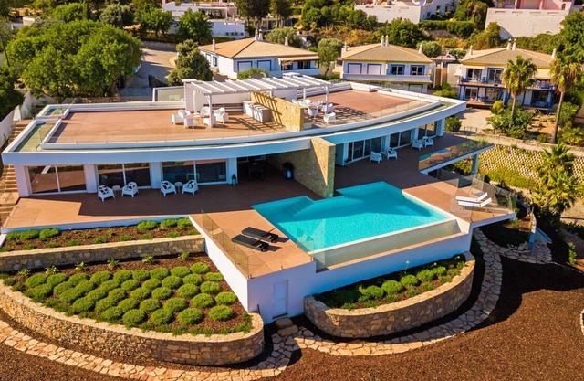 The View - 6 Bedroom Villa