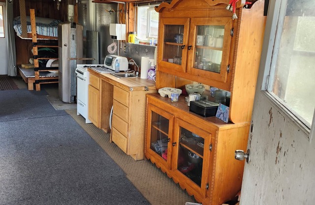The Wasi River Outpost - A Rustic Refuge