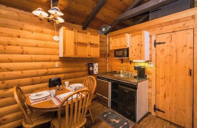 The White Tail Cabin - Bear Creek Cabins
