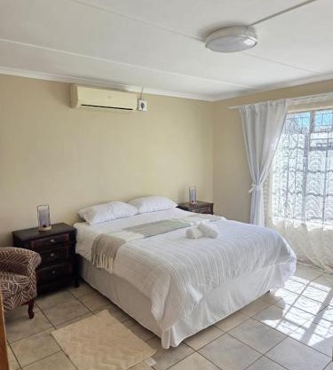 The WhiteHouse FarmHouse Overnight Stay