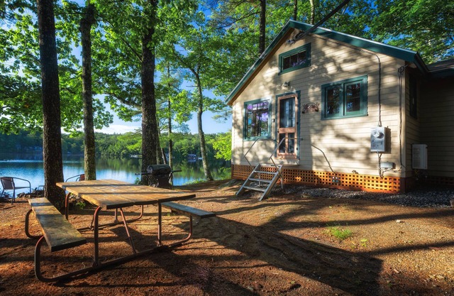 The Wicked Cute Camp – on Norton Pond Near Camden & the Coast of Maine