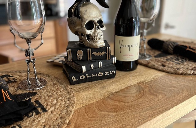 The Witch Den - Trendy and Historical Home in the heart of Salem