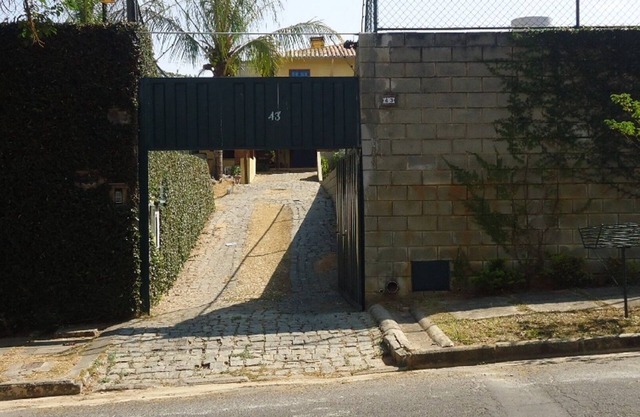 The Yellow House Pararela Portugal one Quarter Pond pampulha optimal loc!