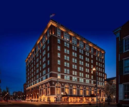 The Yorktowne Hotel, Tapestry Collection by Hilton
