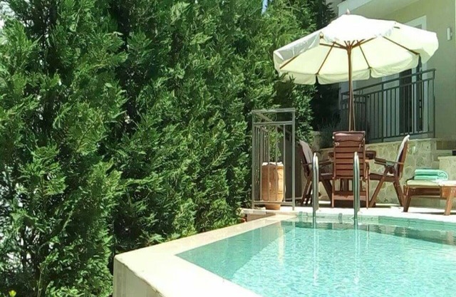 TheCassiusHillHouse Brand new Villa. Great offer , no need of car. Book now!