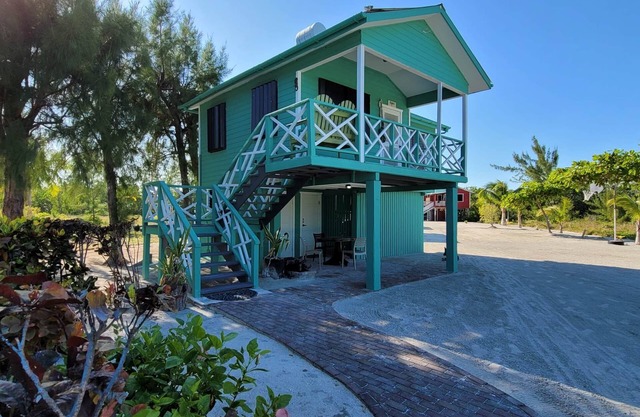 Therapy - Cabin 3 at St. George's Caye