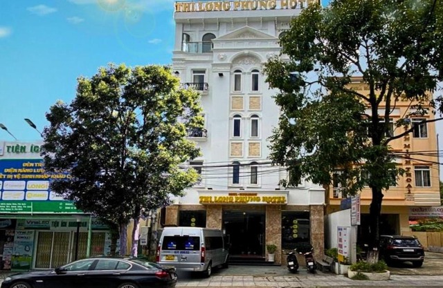Thi Long Phụng Hotel
