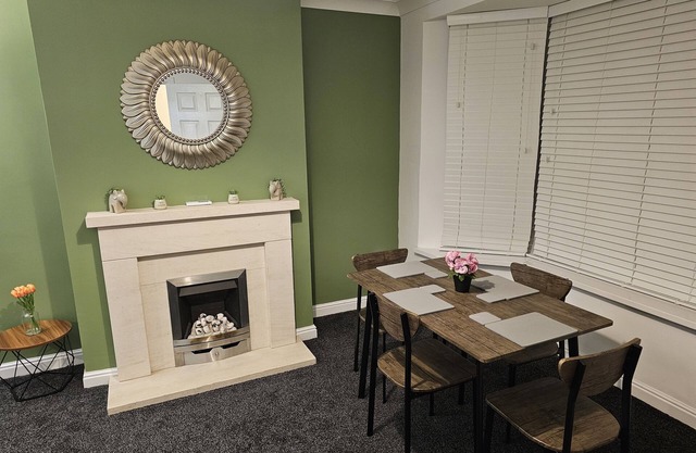 This 5-bedroom house exudes an aura of openness and comfort.