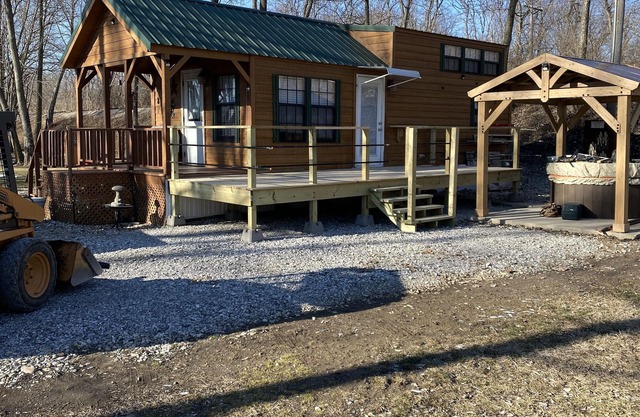 This cabin for adults with a sense of adventure . Romantic setting for adults !