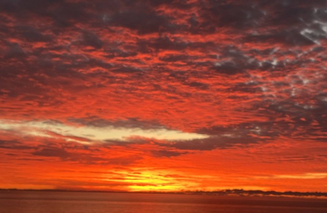 THIS IS YOUR HAPPY PLACE! 3511 St Regis - WOW SUNRISE VIEW - Linens Included!