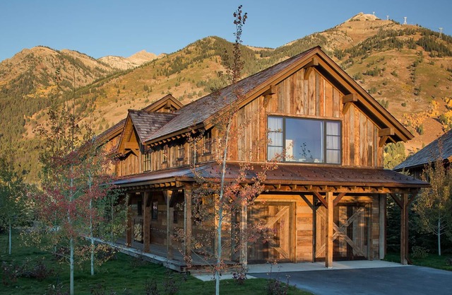 Thoughtfully appointed Luxury Lodge at base of Jackson Hole Resort
