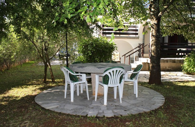 Three bedroom apartment with terrace Vantačići, Krk (A-5425-a)