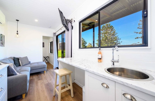 Three Pines Tiny Home - Your Mountain Escape