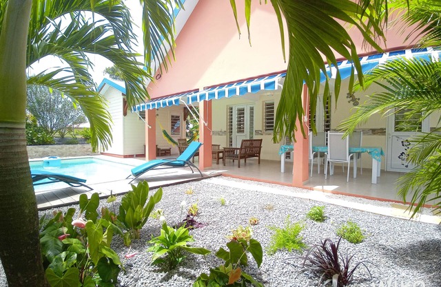 Ti cottage créole - Beautiful 3-bedroom villa with private pool.