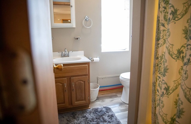Timberline Cabins - Wildwood Cottage - Hot tub, Pets, Fireplace