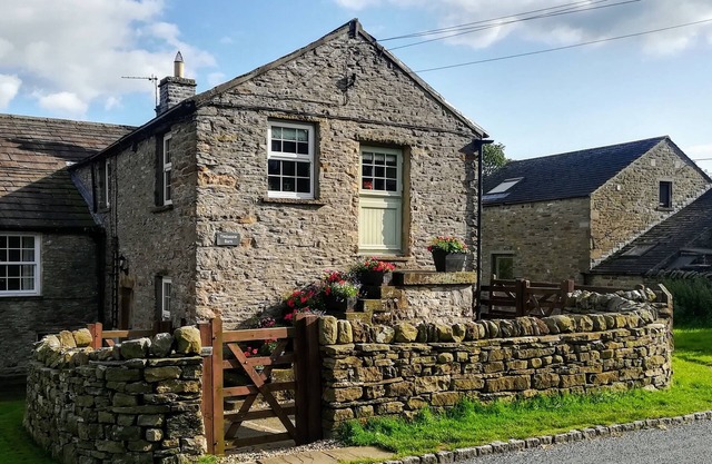 Timbessie Barn in the heart of traditional Wensleydale village, Yorkshire Dales.