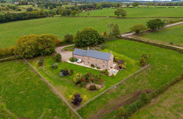 Tinkers Folly - Luxury Cottages