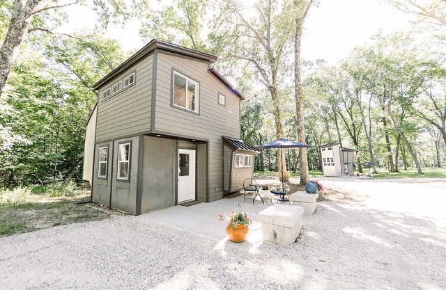 Tiny Home B at Red Oak Valley