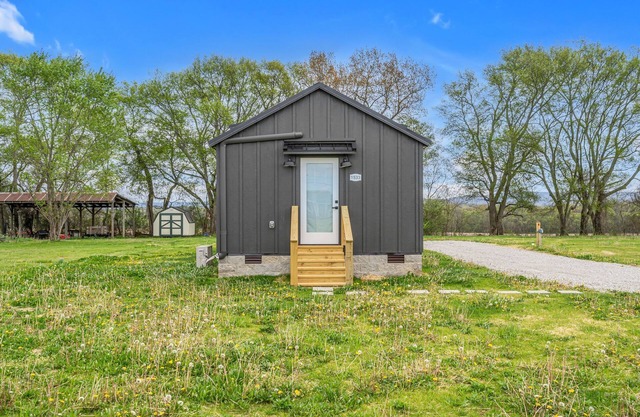 Tiny Home w/RV Hookups