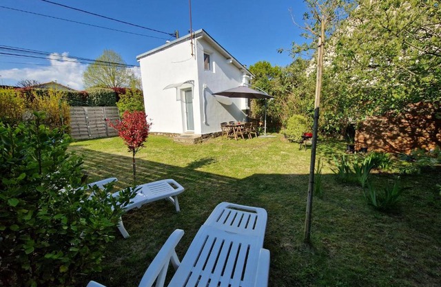 Tiny house avec jardin spacieux