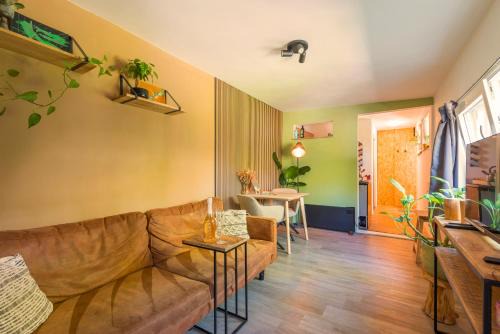 Tiny house - fietsverhuur, eigen keuken en badkamer