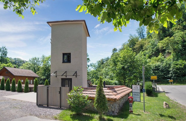 Tiny House 'Gutenburgturm 18qm auf 3 Etagen' with Private Terrace and Wi-Fi