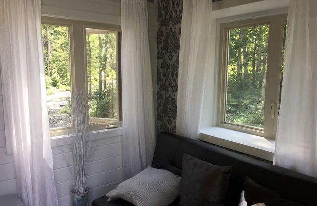 Tiny House On Lake Ainslie 7 miles To Inverness, Cape Breton Island, Nova Scotia