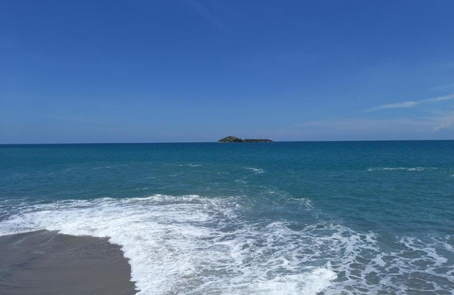 Togo B&B Farallon