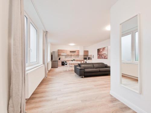 Tolstov Apartments - City Apartment with 3 Rooms - 15 Min Messe DUS & 10 Min Old Town DUS