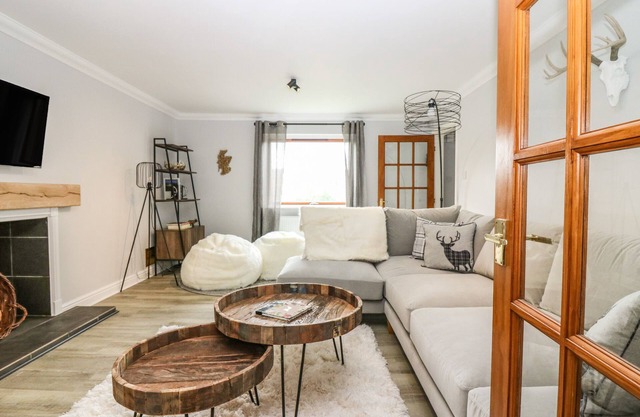 TOMBECK, family friendly, with a garden in Tomintoul
