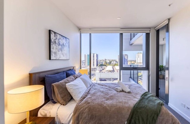 Toowong Central, Carpark+Wifi, Great value 1BR Apt
