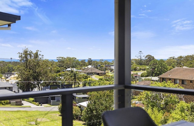 Top Town Terrace - short walk to town center