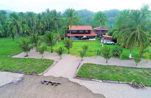 Totobe Resort - Rooms with balcony and oceanview