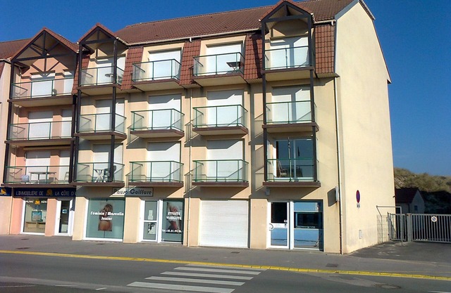 Tourist apartment by the sea, Private parking, South facing balcony sea view