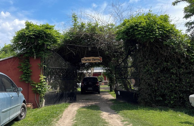 Tourist lodging, Gualeguaychú. Cabin style. C/pileta.