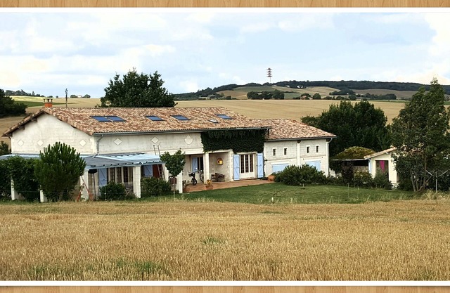 Traditional farm in Gascony with all modern comfort in its peaceful wide field