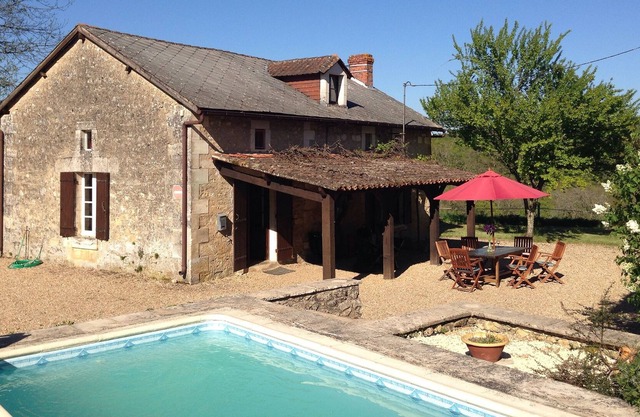 Traditional farmhouse with private small pool and 1/2 acre garden, with woodland