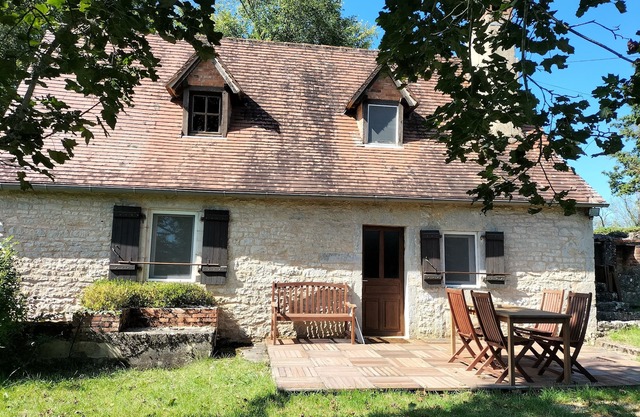 Traditional Lot cottage