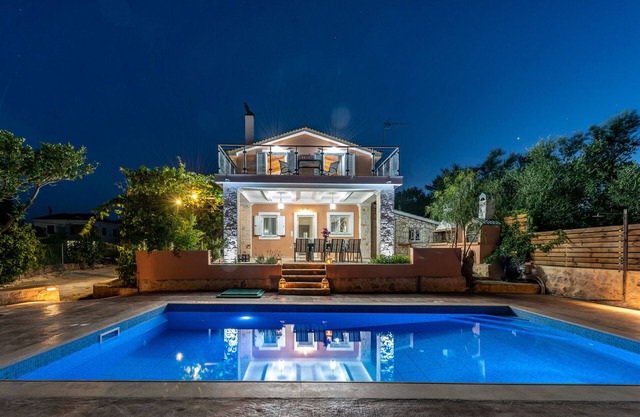 Traditional villa for a family or friends