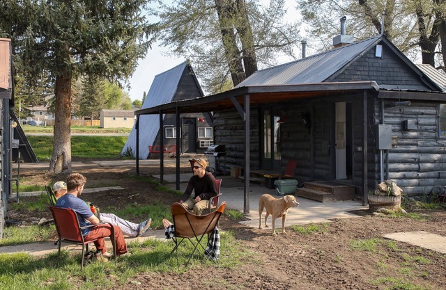 Trailhead Cabins & Lodging