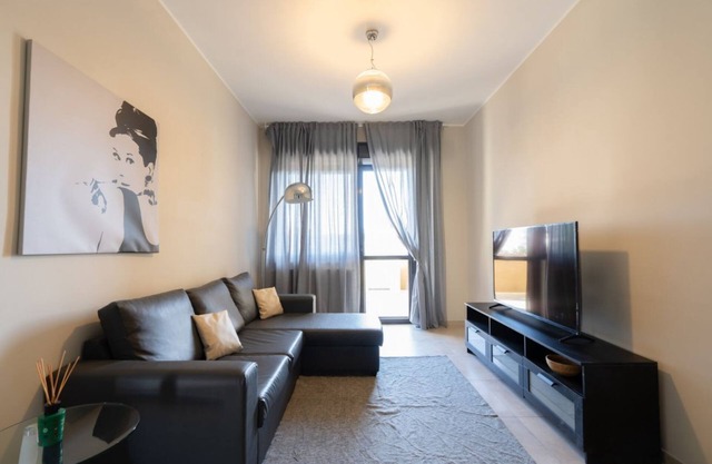 Trani with view: roomy apartment with balconies