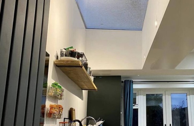 Tranquil 3-bedroom house with WiFi within a charming Cardiff suburb