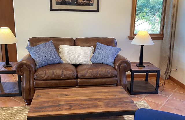 Tranquil and Private Guest House on a beautiful estate