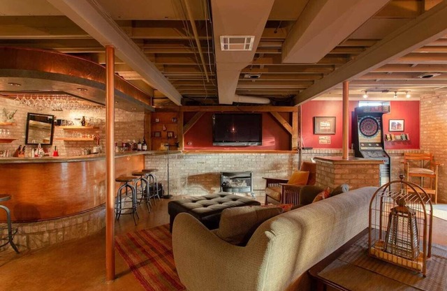 Tranquil and serene home for your group reunion or family getaway.