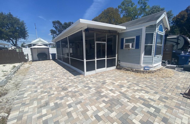 Tranquil Key Largo Retreat: 2-Bedroom Trailer in Calusa Campground