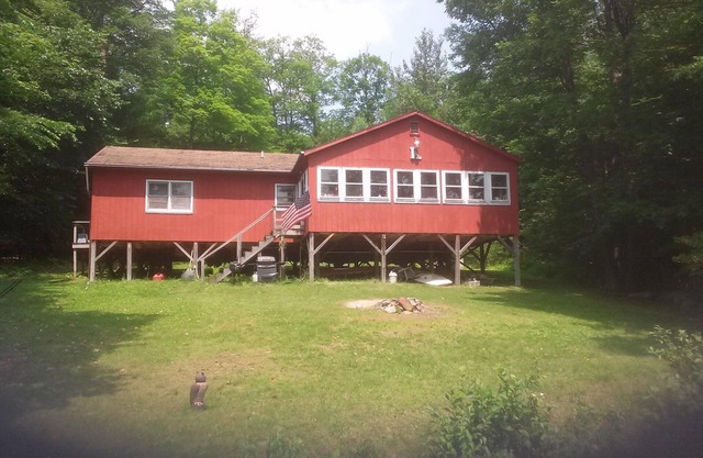 Tranquil Lakefront Get-Away