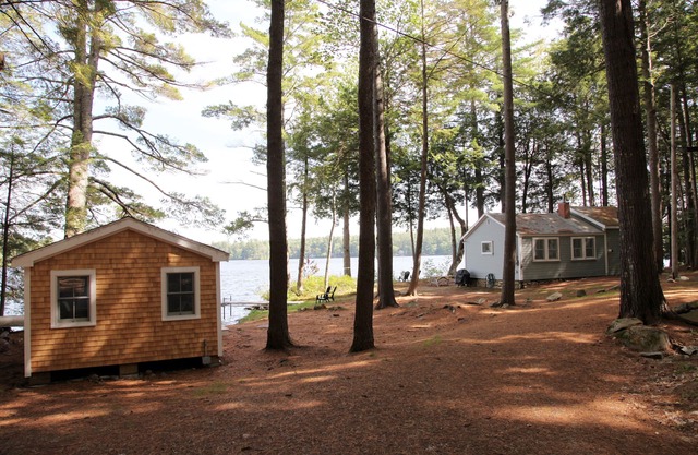 Tranquil Lakeside Cabin