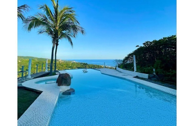 Tranquil Oceanview Guesthouse w/Luxurious Pool