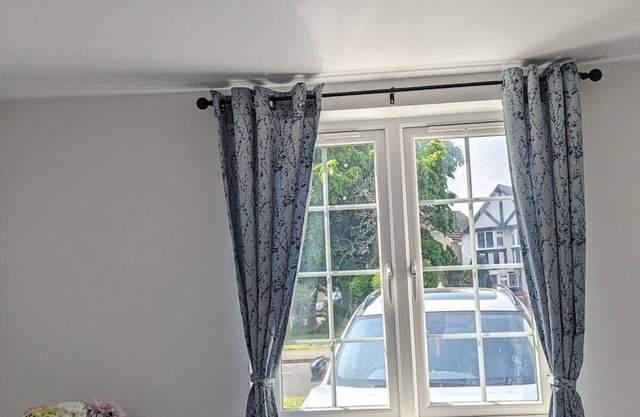 Tranquil Studio Retreat With Free Parking